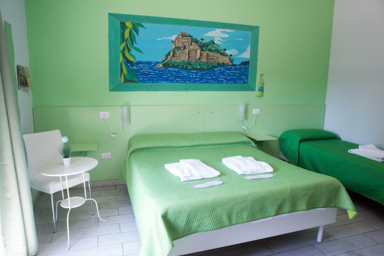 B&B Le Isole Nápoles Exterior foto